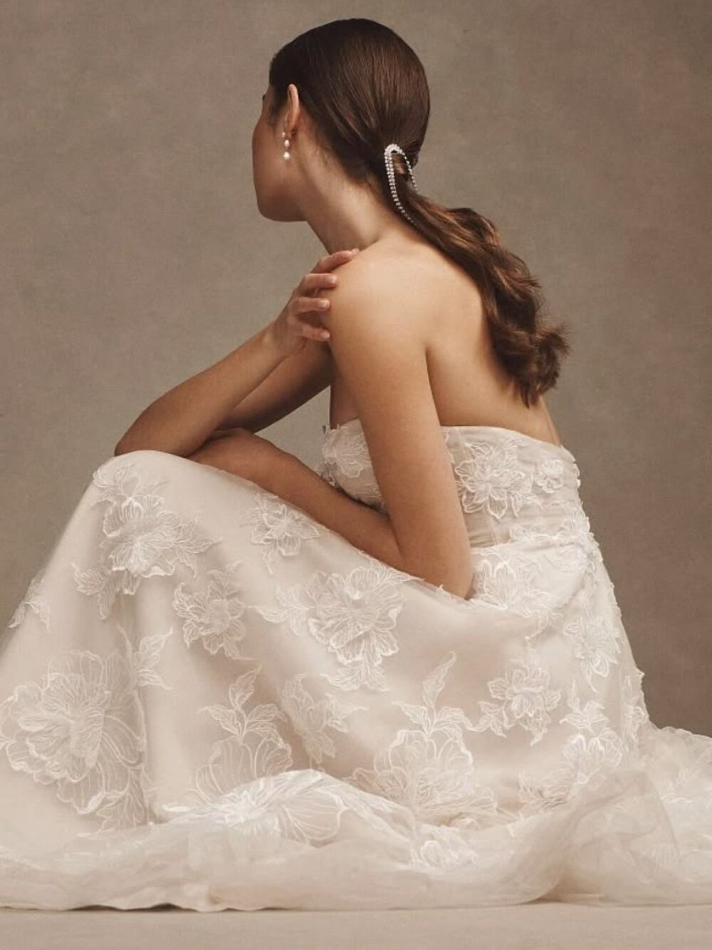 Watters Arien Wedding Gown Size 6 & 14 - Picture 14 of 16